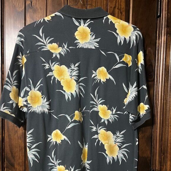 Tommy Bahama Hawaiian Floral Short Sleeve  Pullover Collared Shirt Size Large - Picture 2 of 3